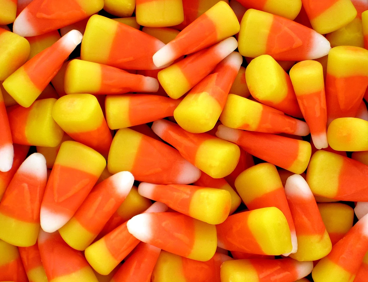 1200px-Candy-Corn